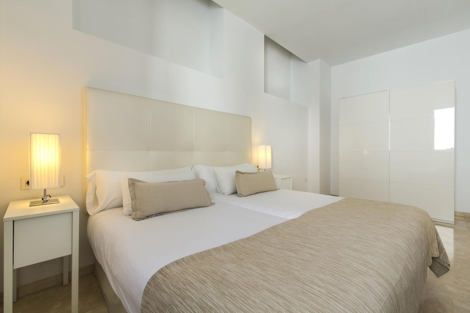 เอลบีรา สวีท Aparthotel กรานาดา ภายนอก รูปภาพ